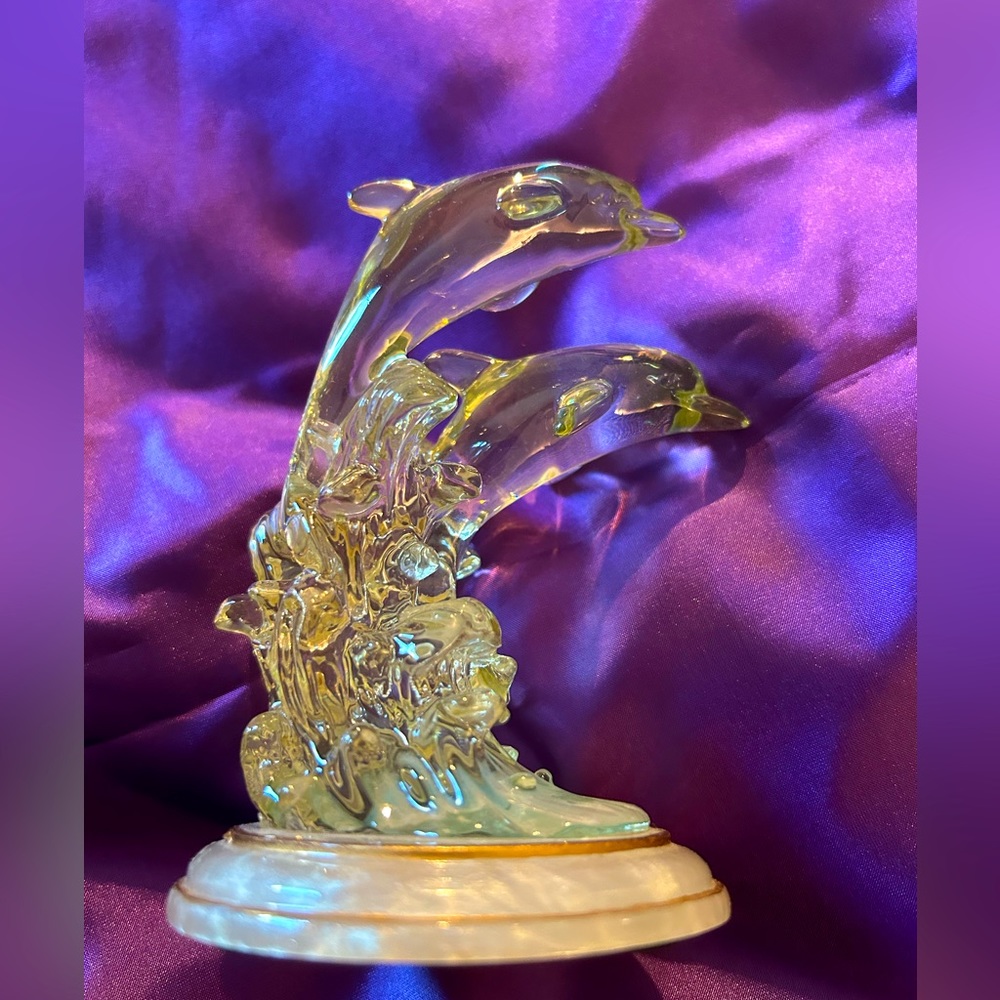 VTG Clear Plastic and Pearlized Base Dolphin sculpture. Yellowed with age.